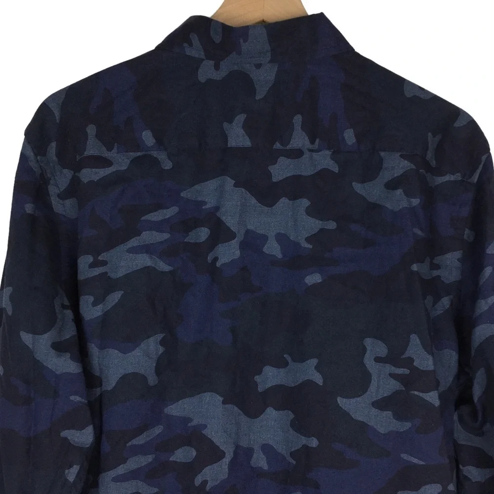 BANANA REPUBLIC Camo Button Up Shirt Untucked Fit Long Sleeve Flannel Navy Large